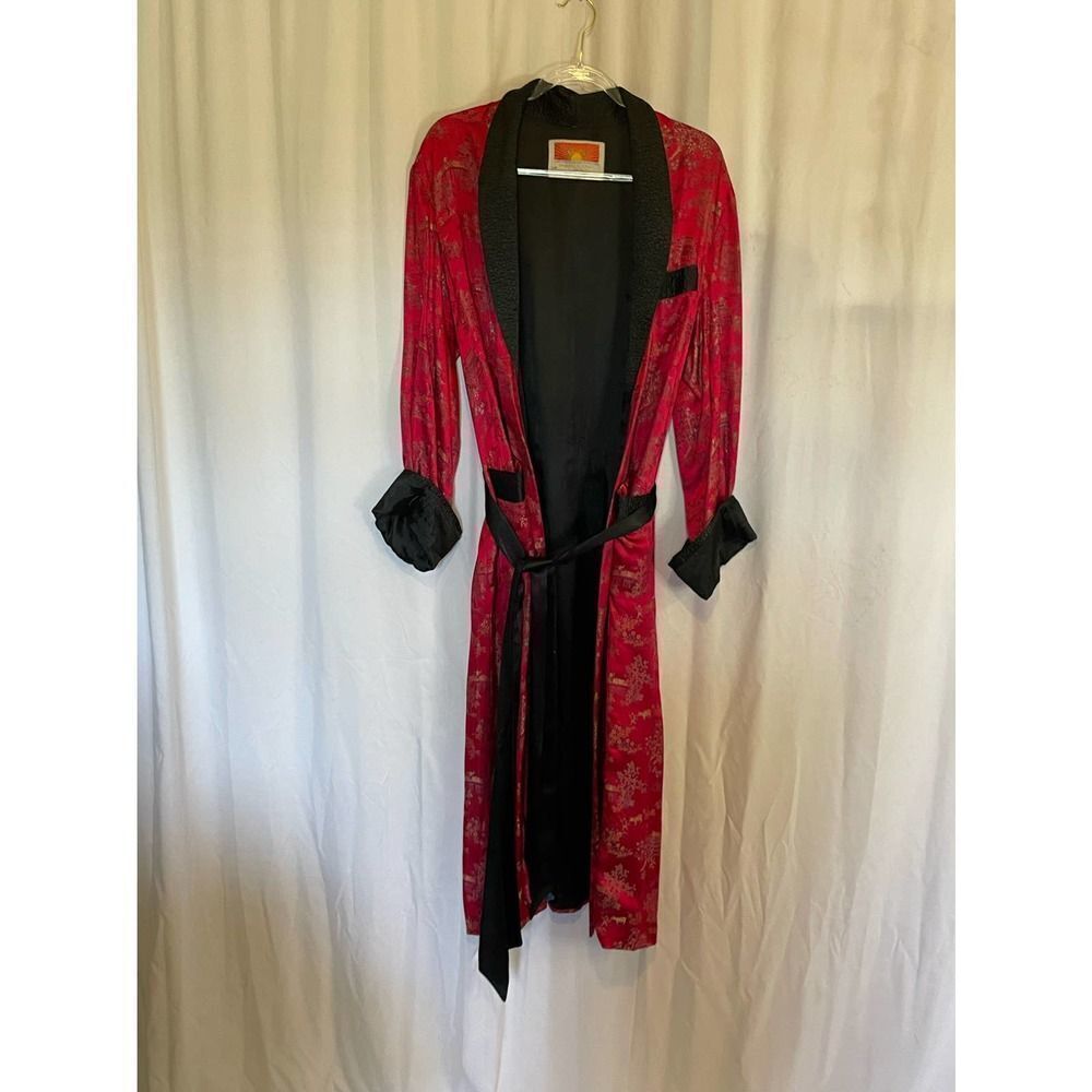 Vintage Oriental Brand Womens Kimono Robe Size 46 Red Feng Shui Print Satin